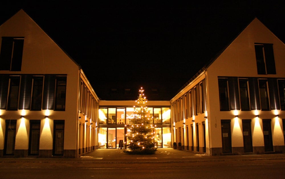 Primary image