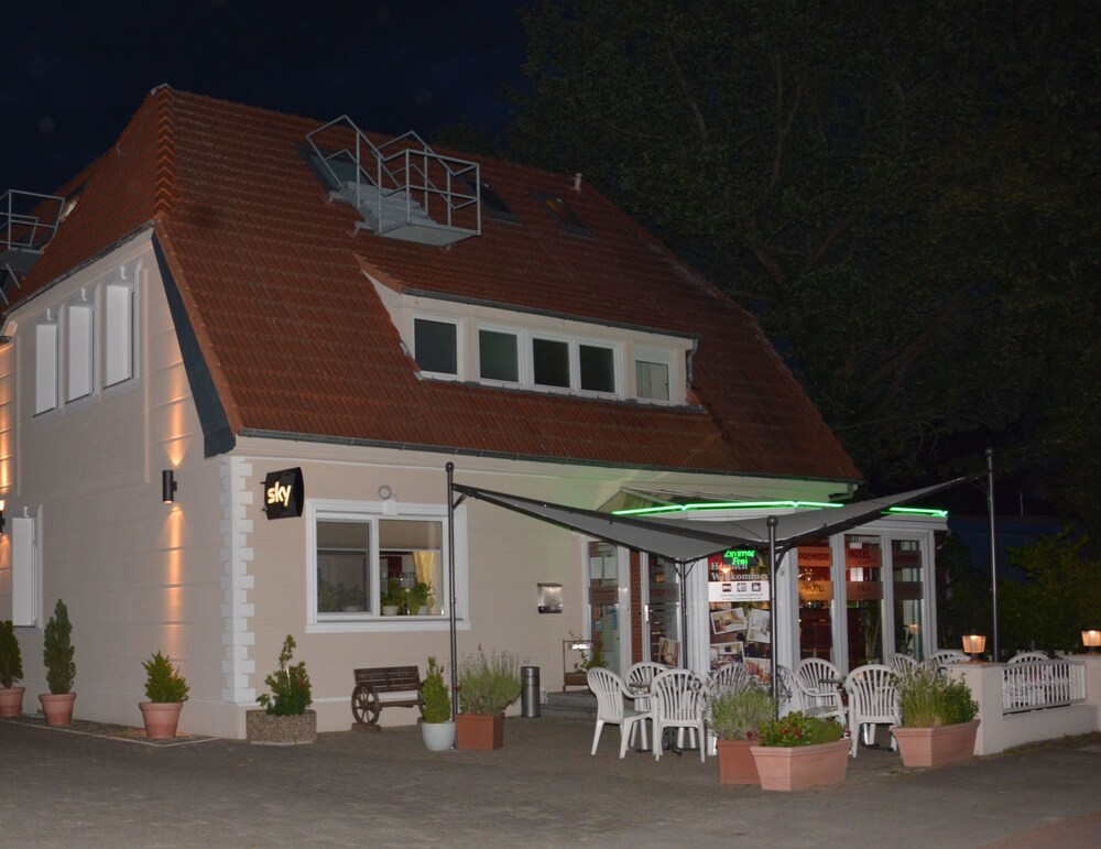 Hotel Front - Evening/Night