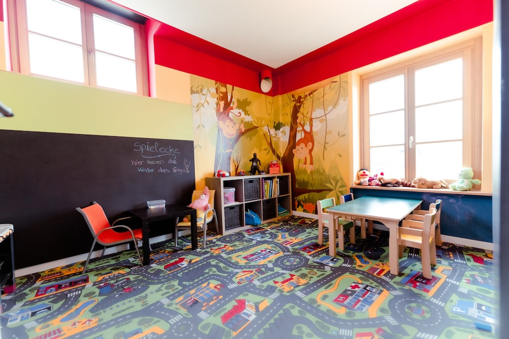 Children's play area - outdoor