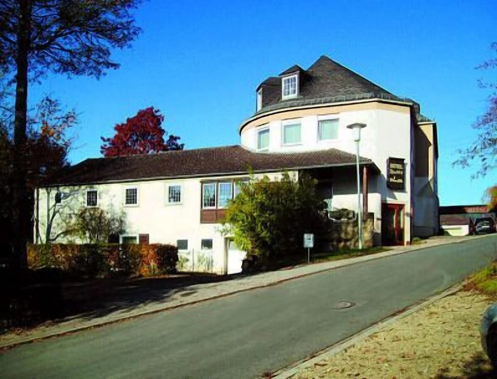 Primary image