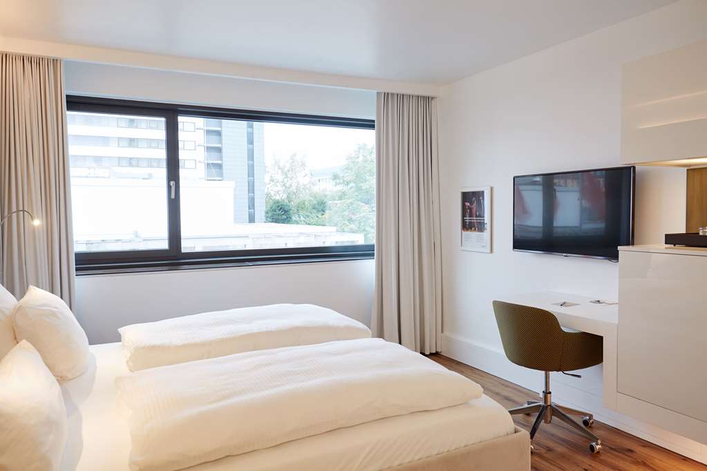 Scandic Frankfurt Museumsufer rooms standard accessible KR