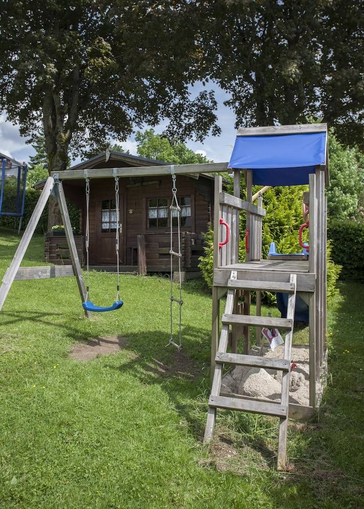 Children's play area - outdoor