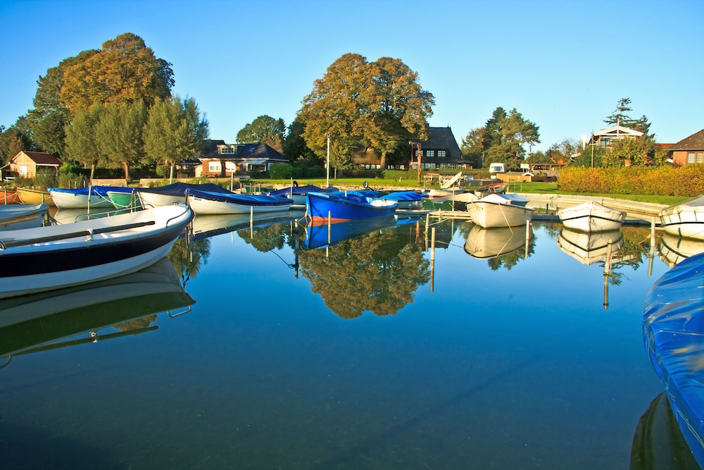 Dock