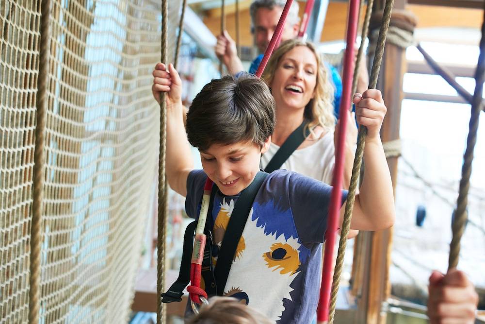 Ropes course (team building)