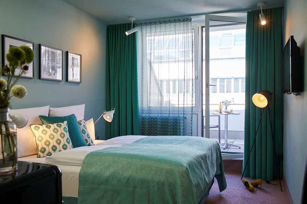 Guestroom Comfort Room