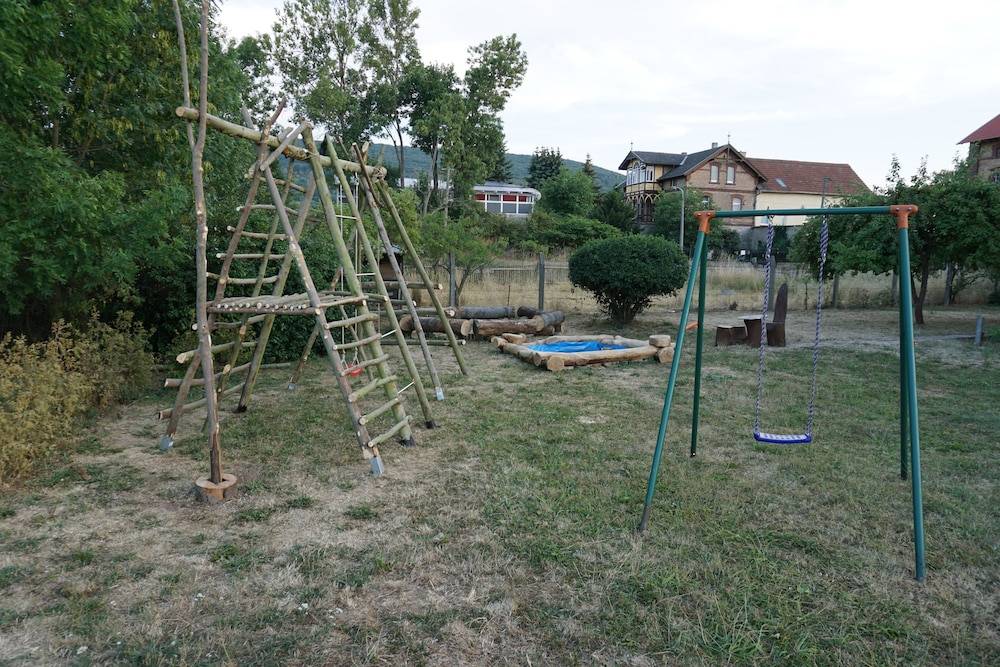Children's play area - outdoor