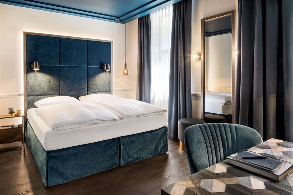 AMO by AMANO Comfort Room Jens B senberg