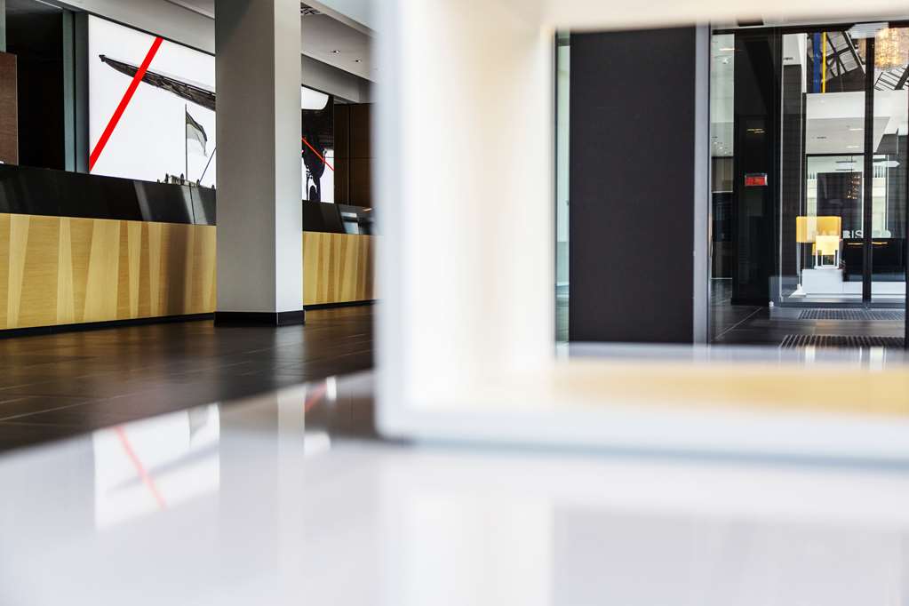 Steigenberger Airport Hotel Berlin - lobby