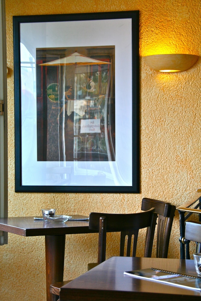 Cafe
