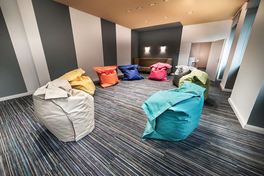 Steigenberger Hotel Treudelberg, Hamburg, Germany - Meeting Room