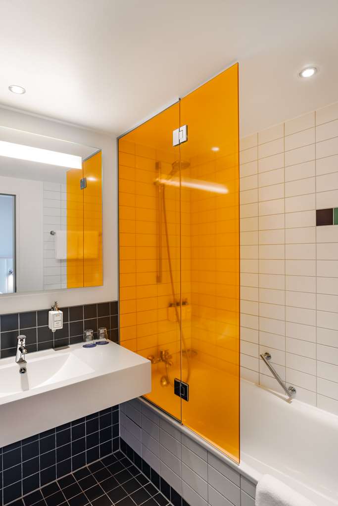 Superior Room - Balcony Bathroom