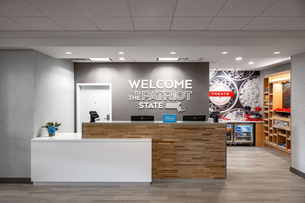 Hampton Inn & Suites Cape Cod West Yarmouth - featured photo