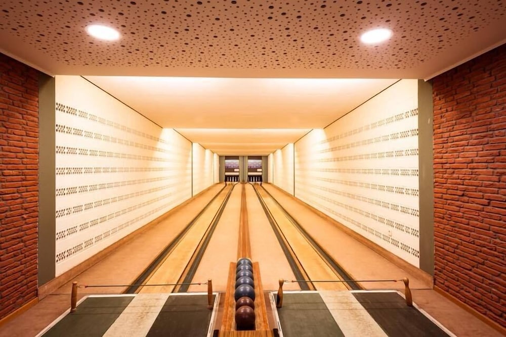 Bowling