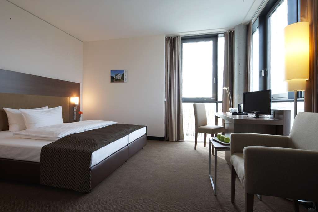 IntercityHotel Mannheim, Germany - Business Plus Room