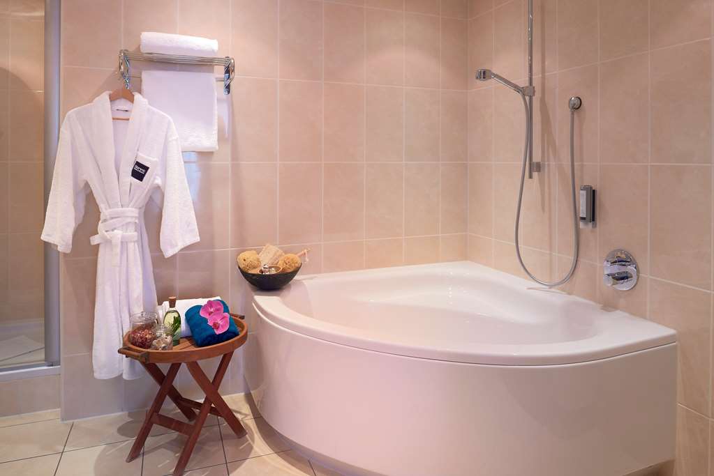 Bathroom Comfort Suite