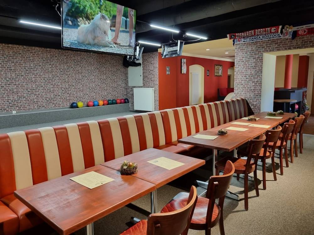 Sports bar