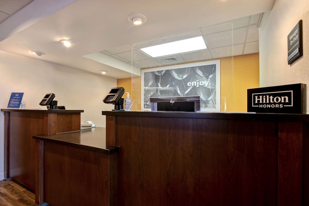 Hampton Inn Ft. Wayne Southwest - photo 4