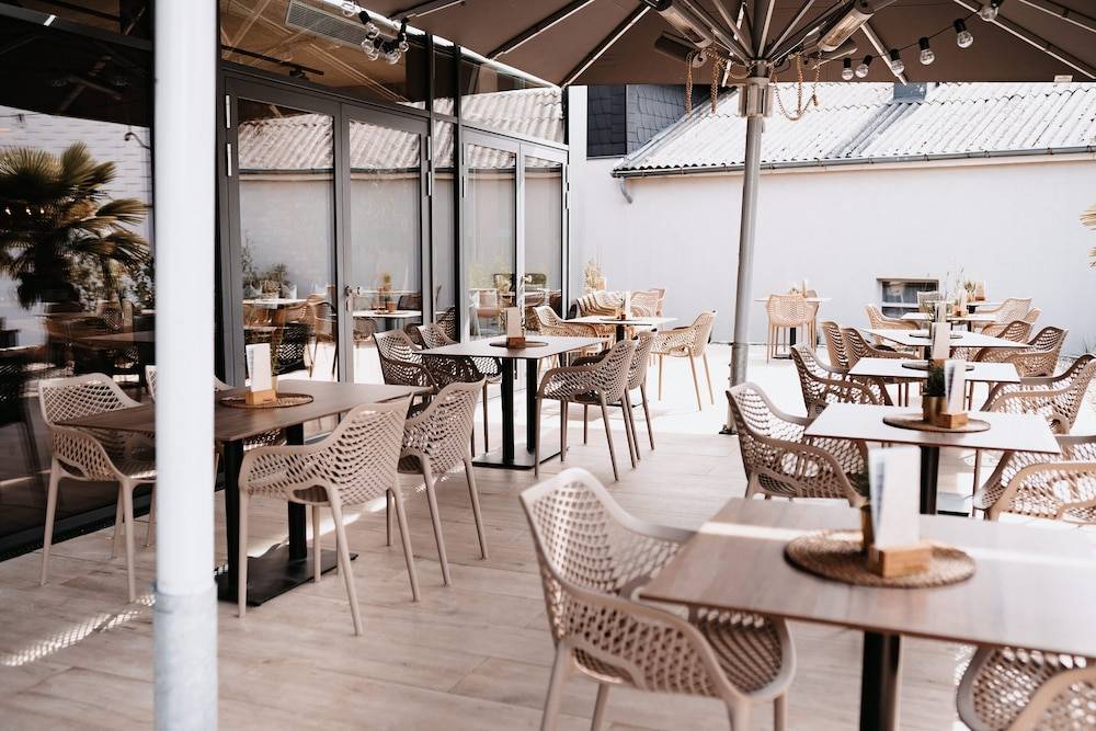 Sundeck