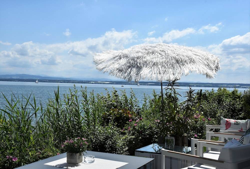Sundeck
