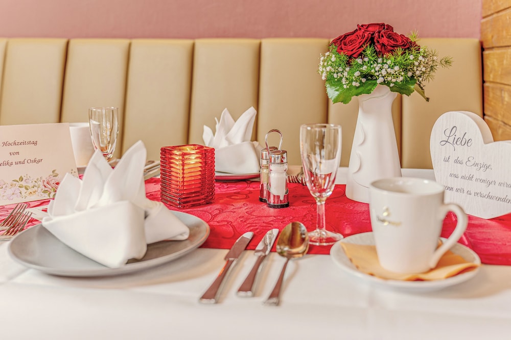 Couples dining