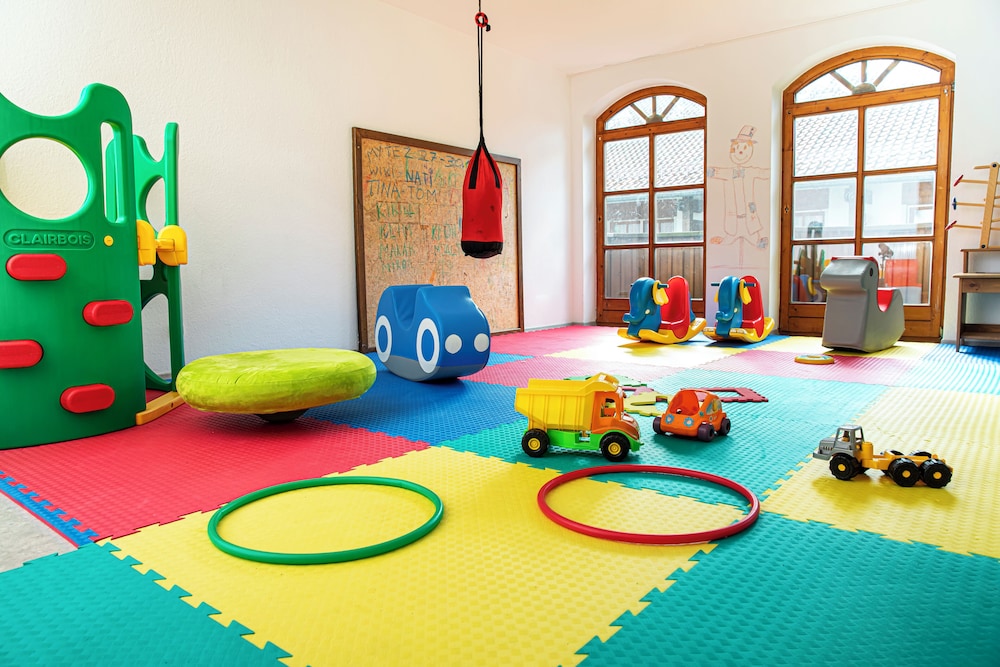 Children's theme room