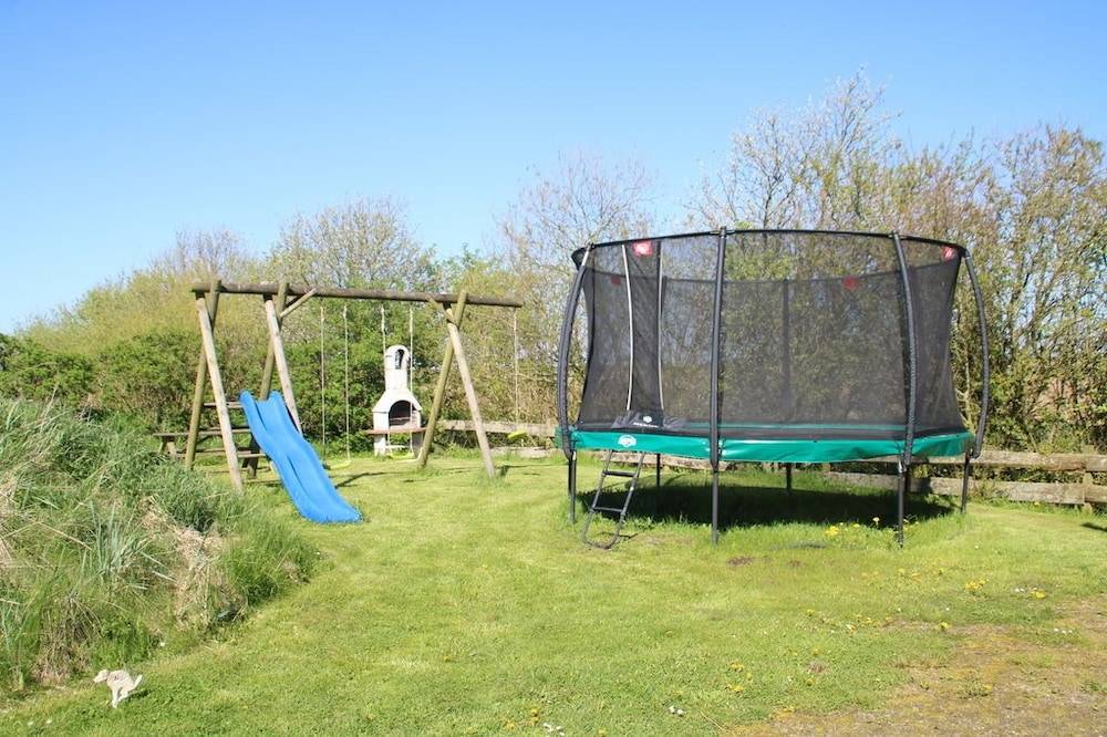 Children's play area - outdoor