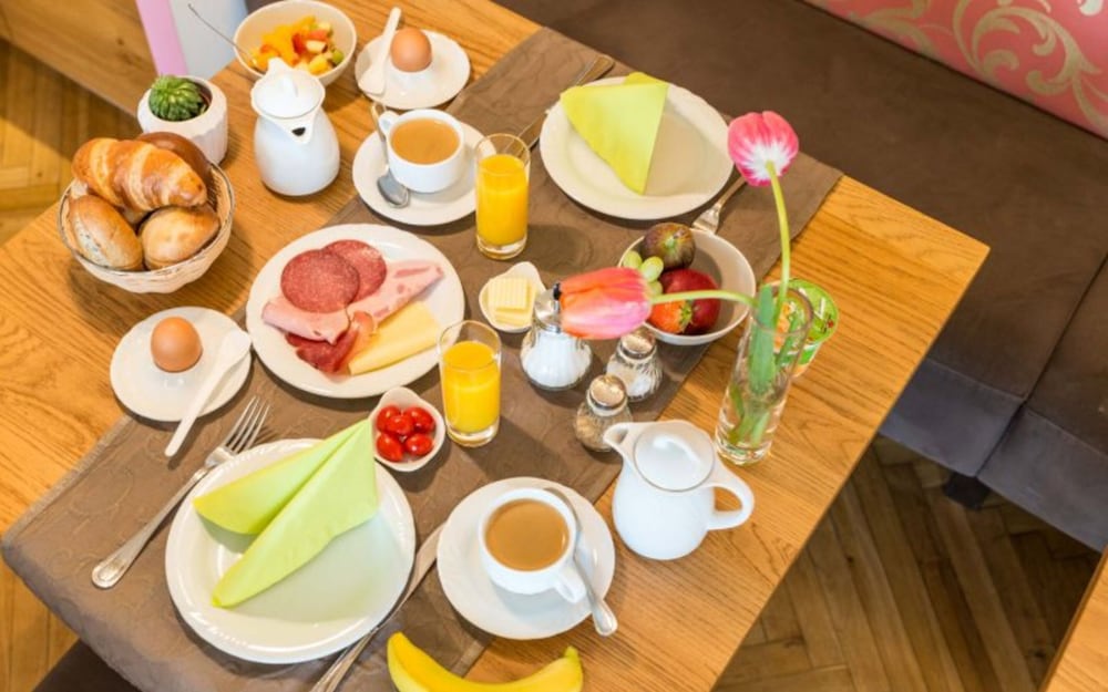 Breakfast meal