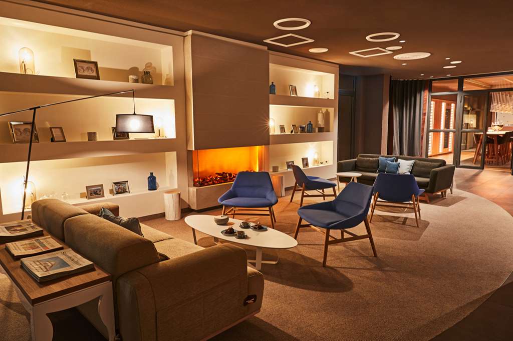 Steigenberger Hotel Muenchen/Munich, Germany - Kamin Lounge