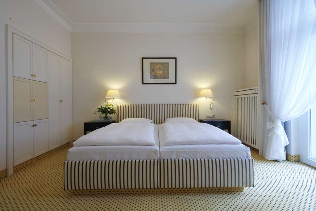 Steigenberger Hotel and Spa, Bad Pyrmont, Germany - Suite