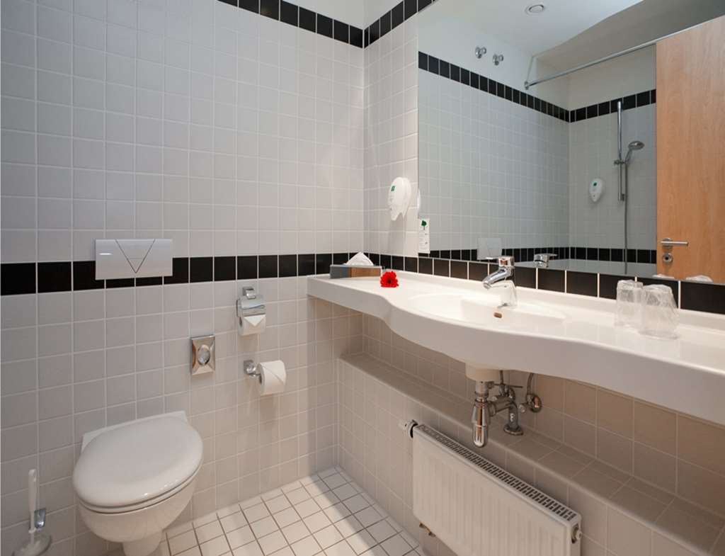 STANDARD ROOM BATH
