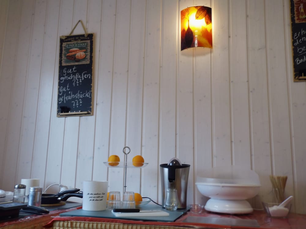 Breakfast area