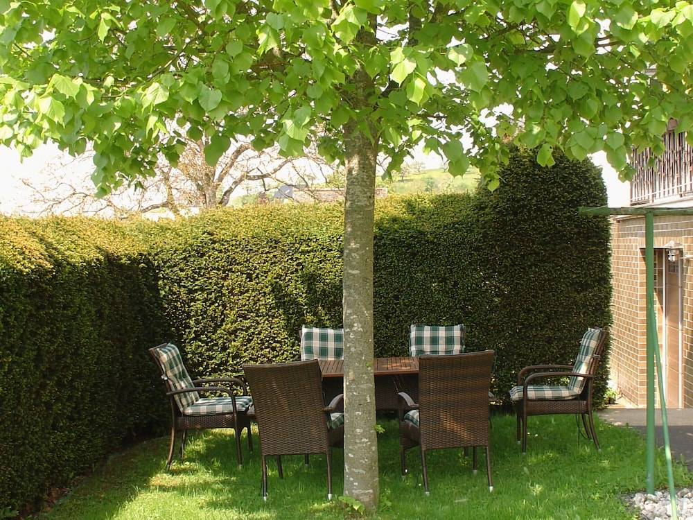Cozy Apartment in Wilsecker near Forest