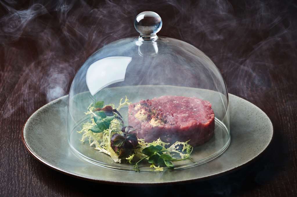 Steigenberger Grandhotel Petersberg, Koenigswinter/Bonn, Germany - Restaurant