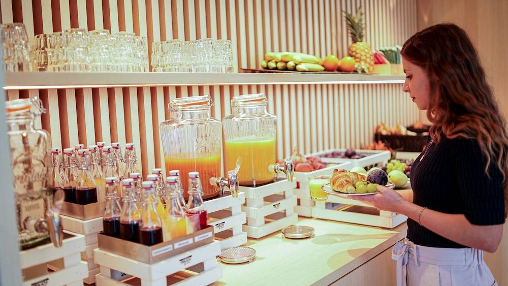 Breakfast buffet