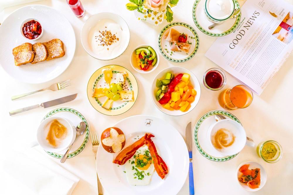 Breakfast buffet
