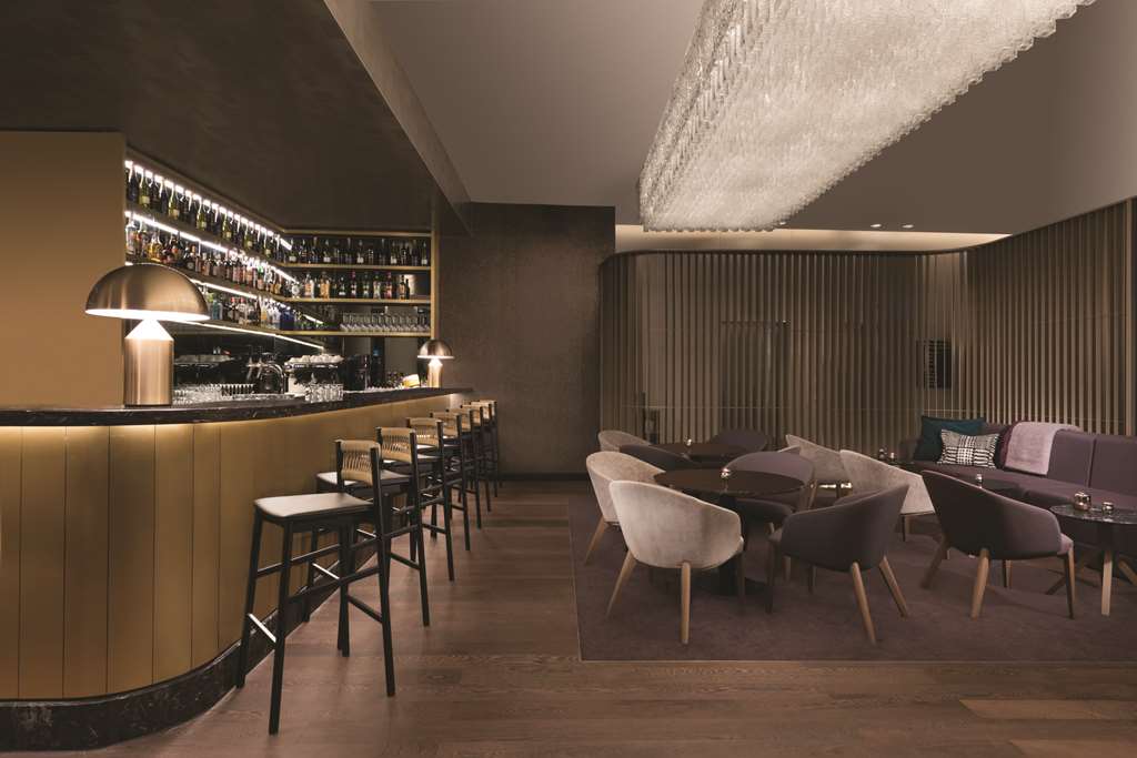 adina apartment hotel nuremburg bar