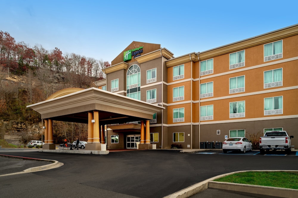 Holiday Inn Express Hotel & Suites Hazard an IHG Hotel - photo 2