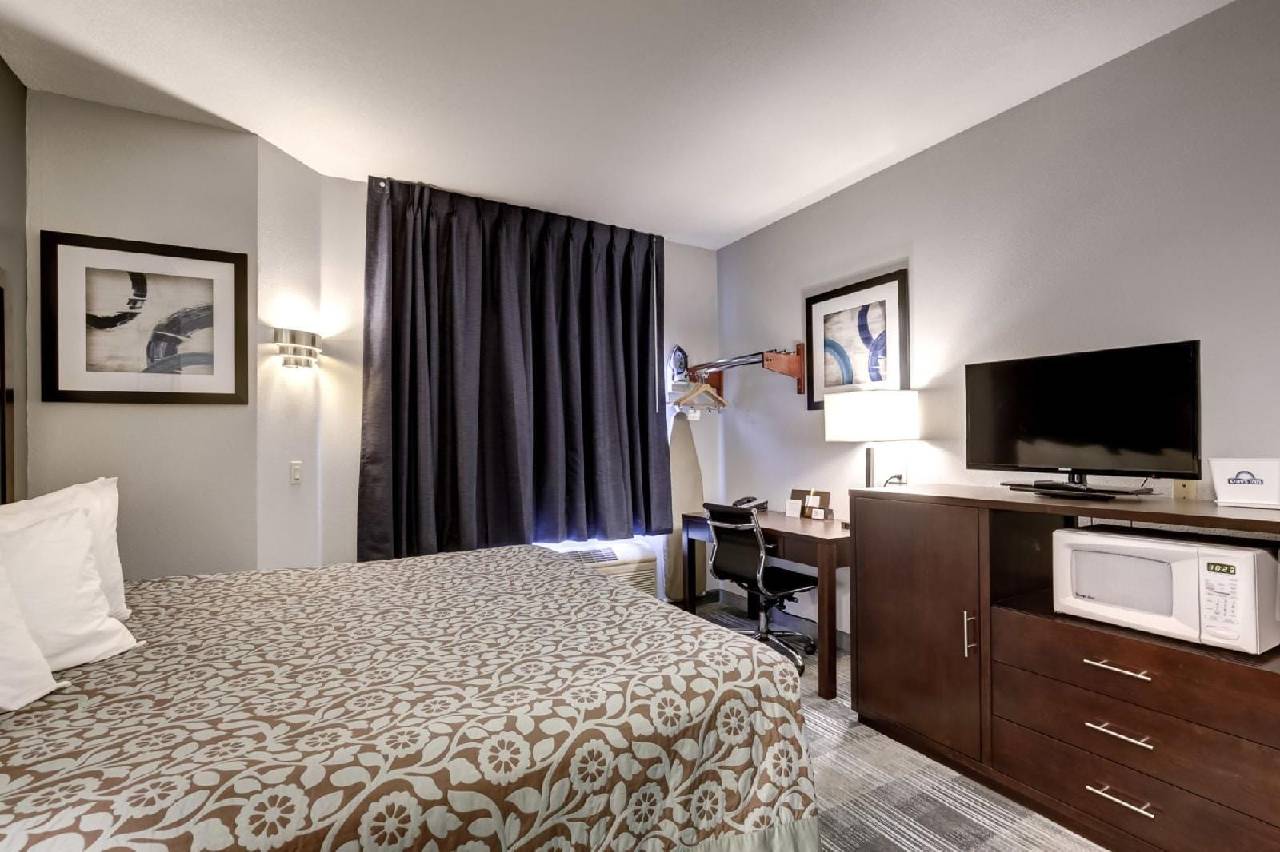 SureStay Plus Hotel by Best Western Portland East - photo 5