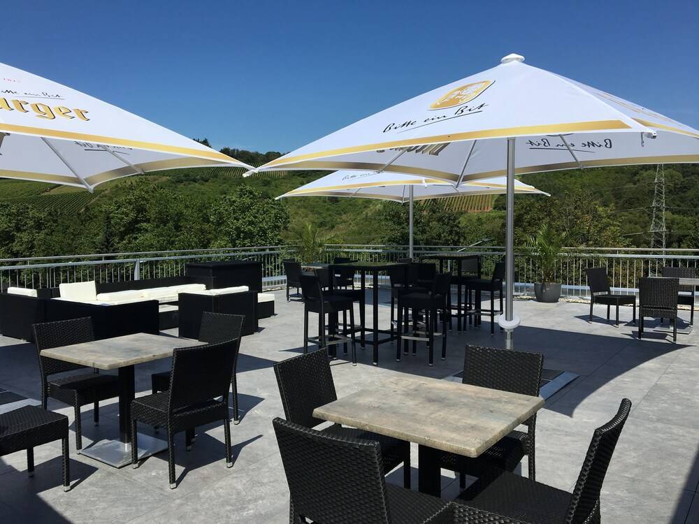 Sundeck