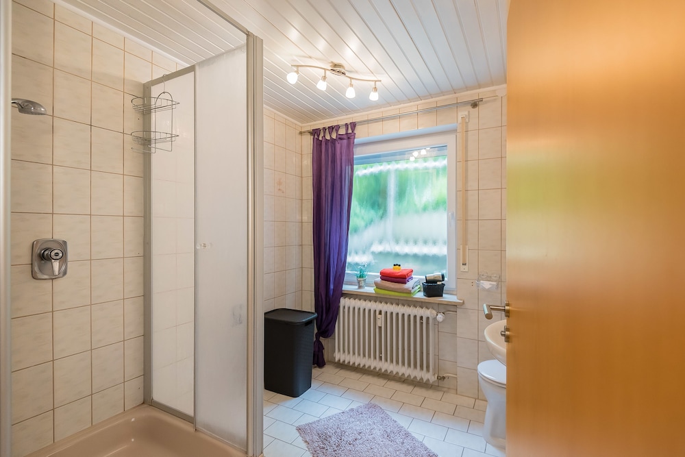Bathroom shower
