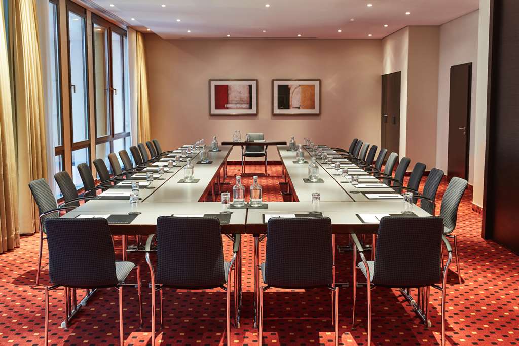 Steigenberger Hotel De Saxe, Dresden, Germany - meeting room