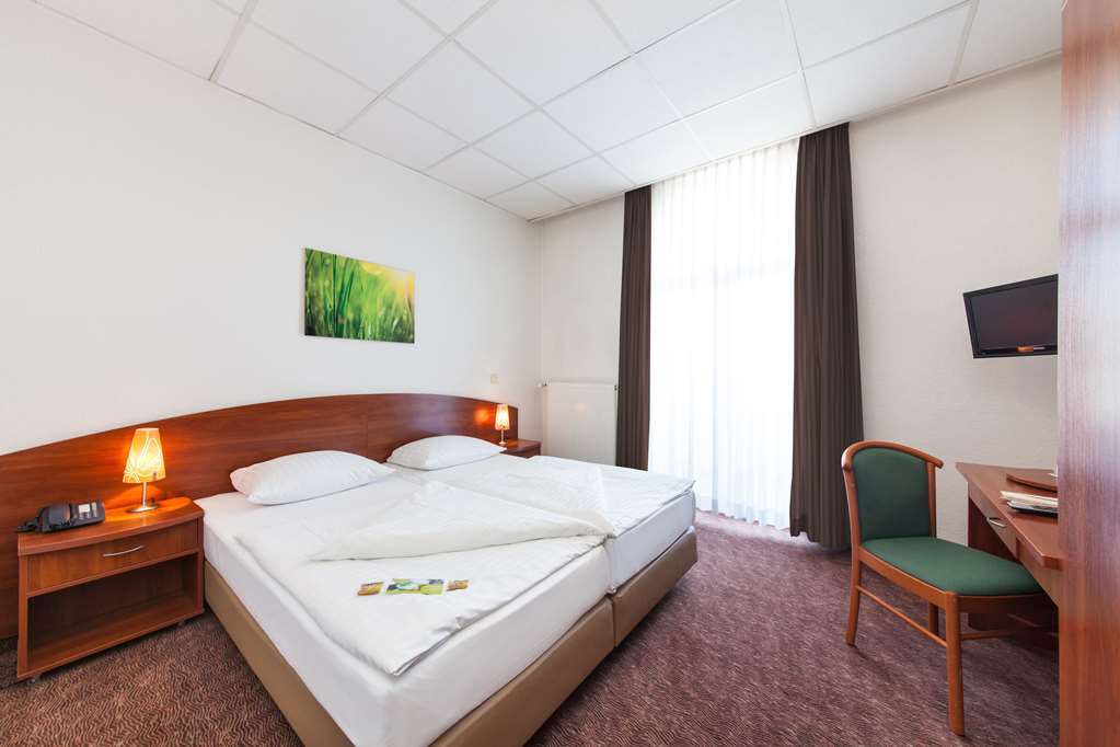 Standard plus room Novum Hotel Eleazar Hamburg