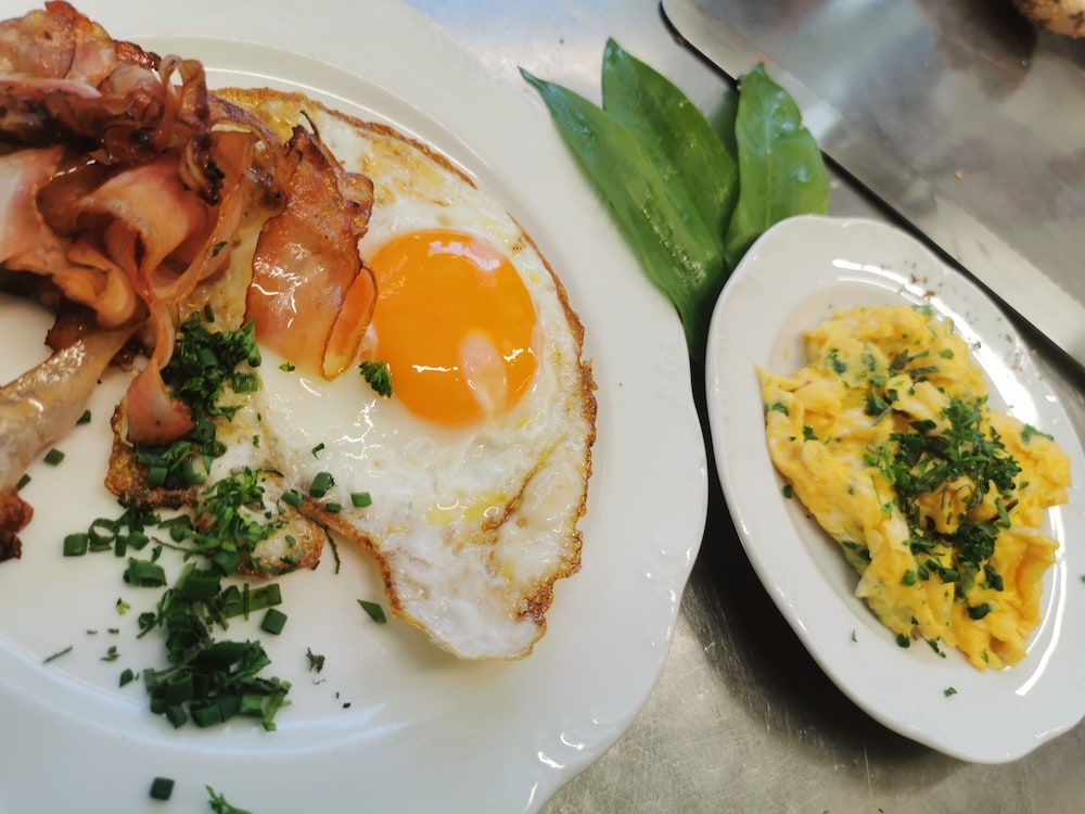 Breakfast meal