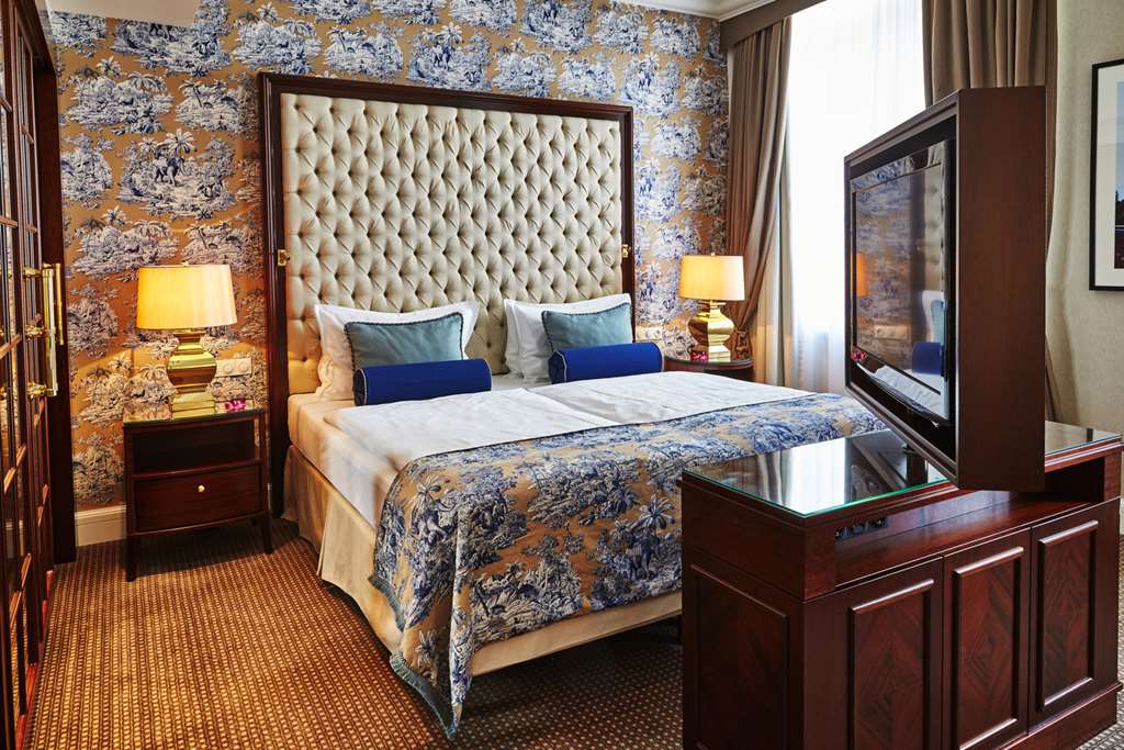 Steigenberger Frankfurter Hof, Frankfurt, Germany - Executive Suite