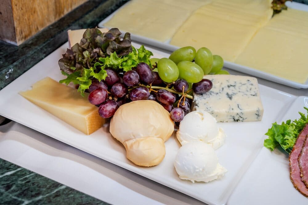Breakfast buffet