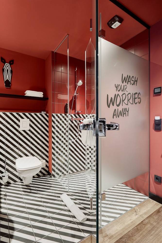 Bathroom shower