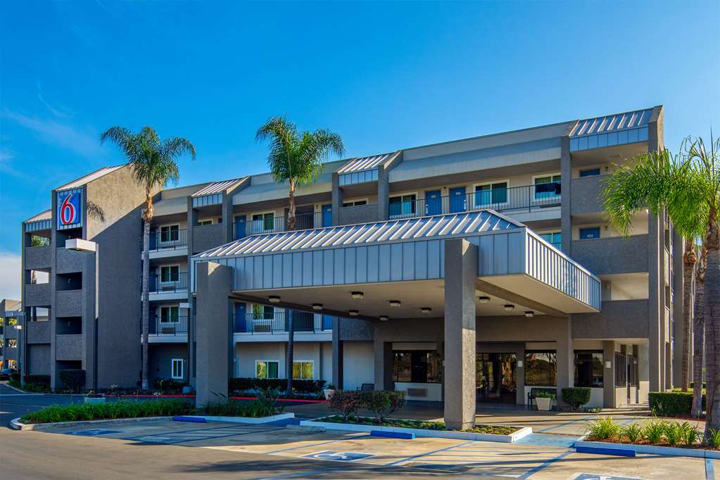 Motel 6 Anaheim Maingate - photo 4