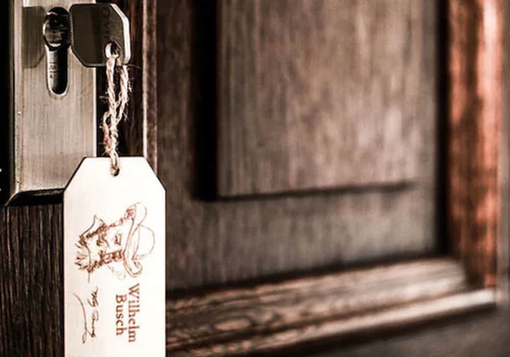 Room amenity