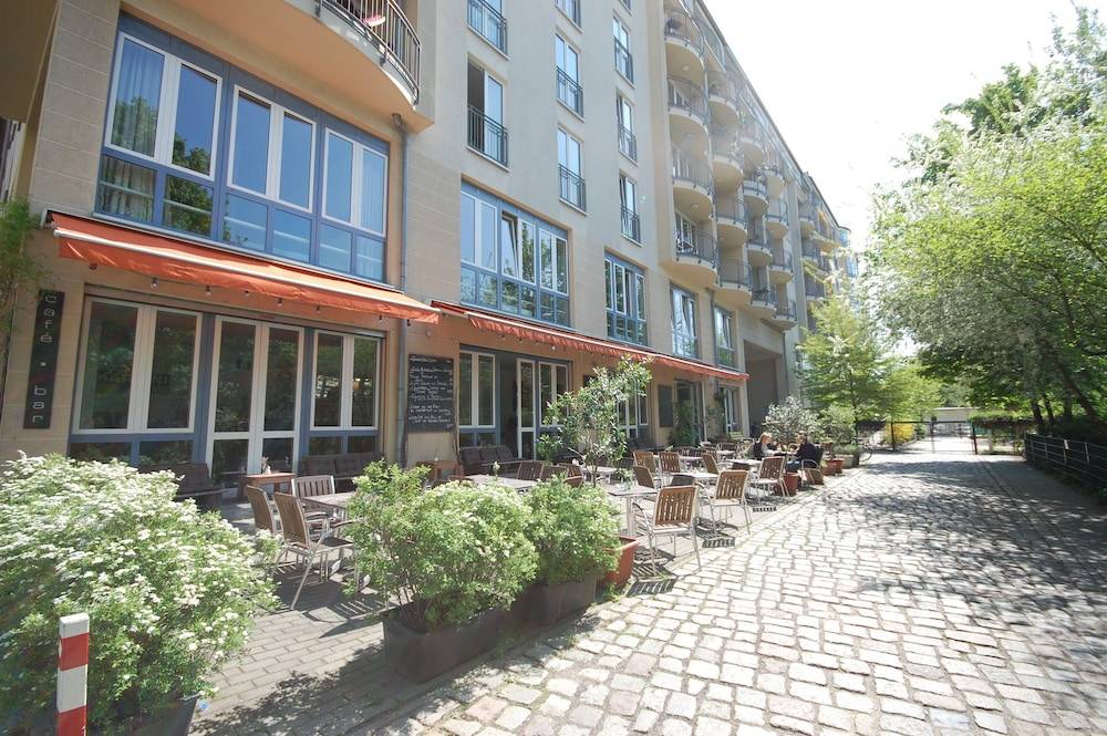 Parkview Apartments