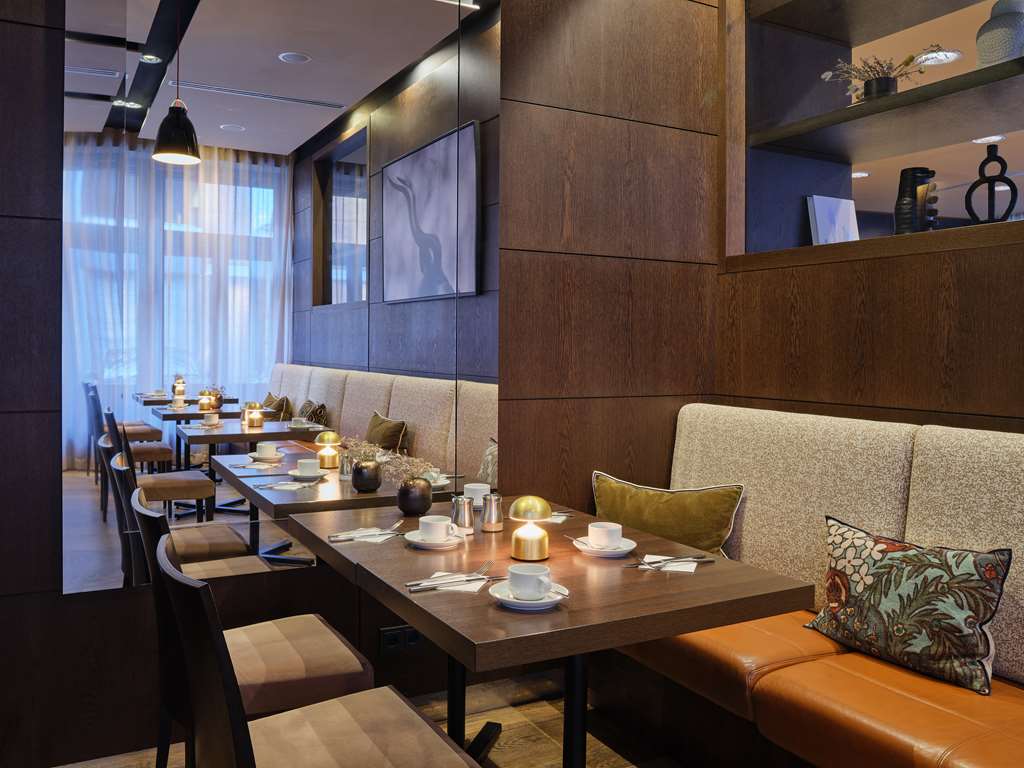 adina hotel hamburg michel restaurant